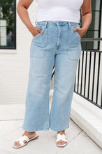 Load image into Gallery viewer, PREORDER: Patch Pocket Wide Leg Jeans in Four Colors
