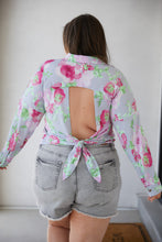 Load image into Gallery viewer, Thinking On It Open Back Floral Top

