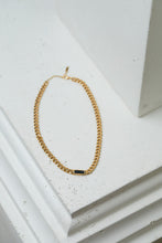 Load image into Gallery viewer, Close Knit Necklace In Black
