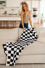 Load image into Gallery viewer, PREORDER: Penny Blanket in Black
