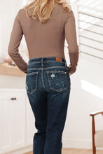 Load image into Gallery viewer, Bleach Splash Boyfriend Jeans
