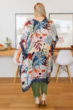 Load image into Gallery viewer, Breath Of Youth Floral Kimono
