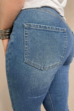Load image into Gallery viewer, Channing Mid Rise Mom Jeans
