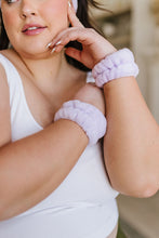 Load image into Gallery viewer, Effortless Days Stretchy Headband &amp; Wristband Set in Lilac
