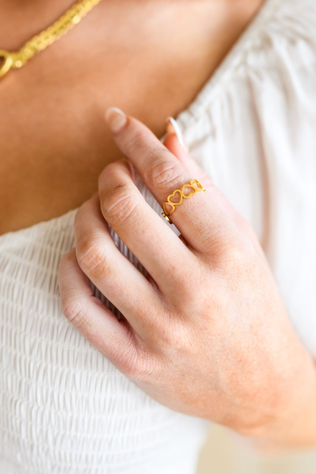 Endless Hearts Gold Ring
