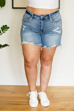 Load image into Gallery viewer, Jade Mid Rise Frayed Hem Shorts

