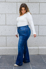 Load image into Gallery viewer, Zoey Flare Jeans
